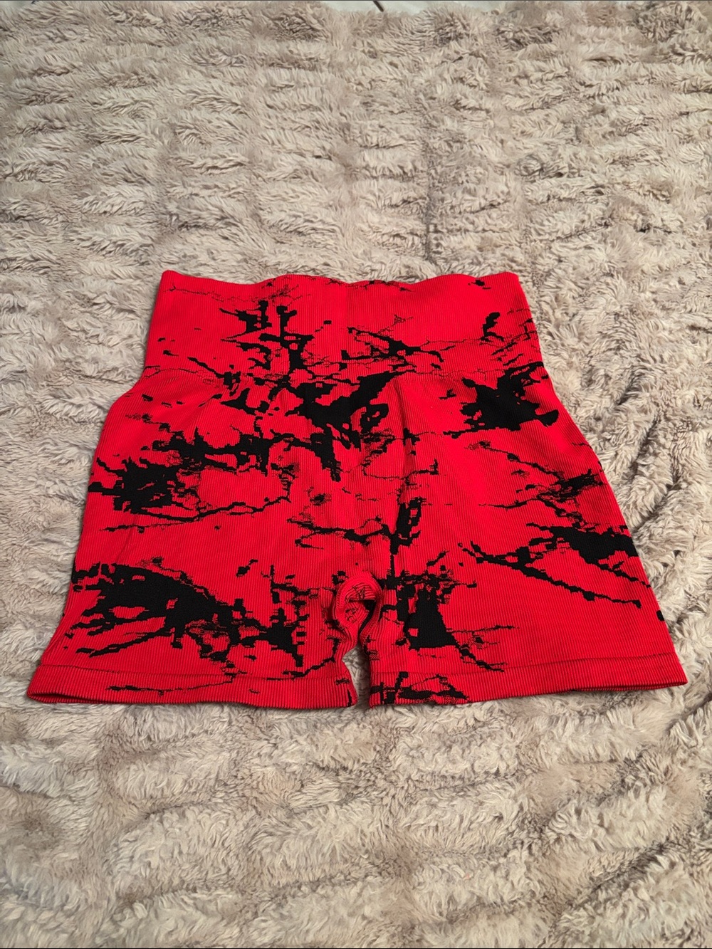 Women’s Red and Black Patterned High-Waist Knit Shorts